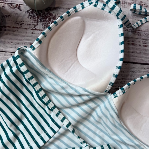 Hula Honey White and Green Tankini Swim Top - Picture 3 of 5